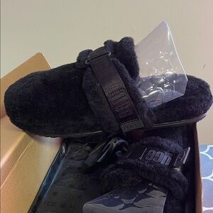 UGG Men's Plush Black Slippers (fluff it)